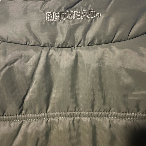 Redhead Brand Co Men's Green Puffer Vest - Picture 7 of 8